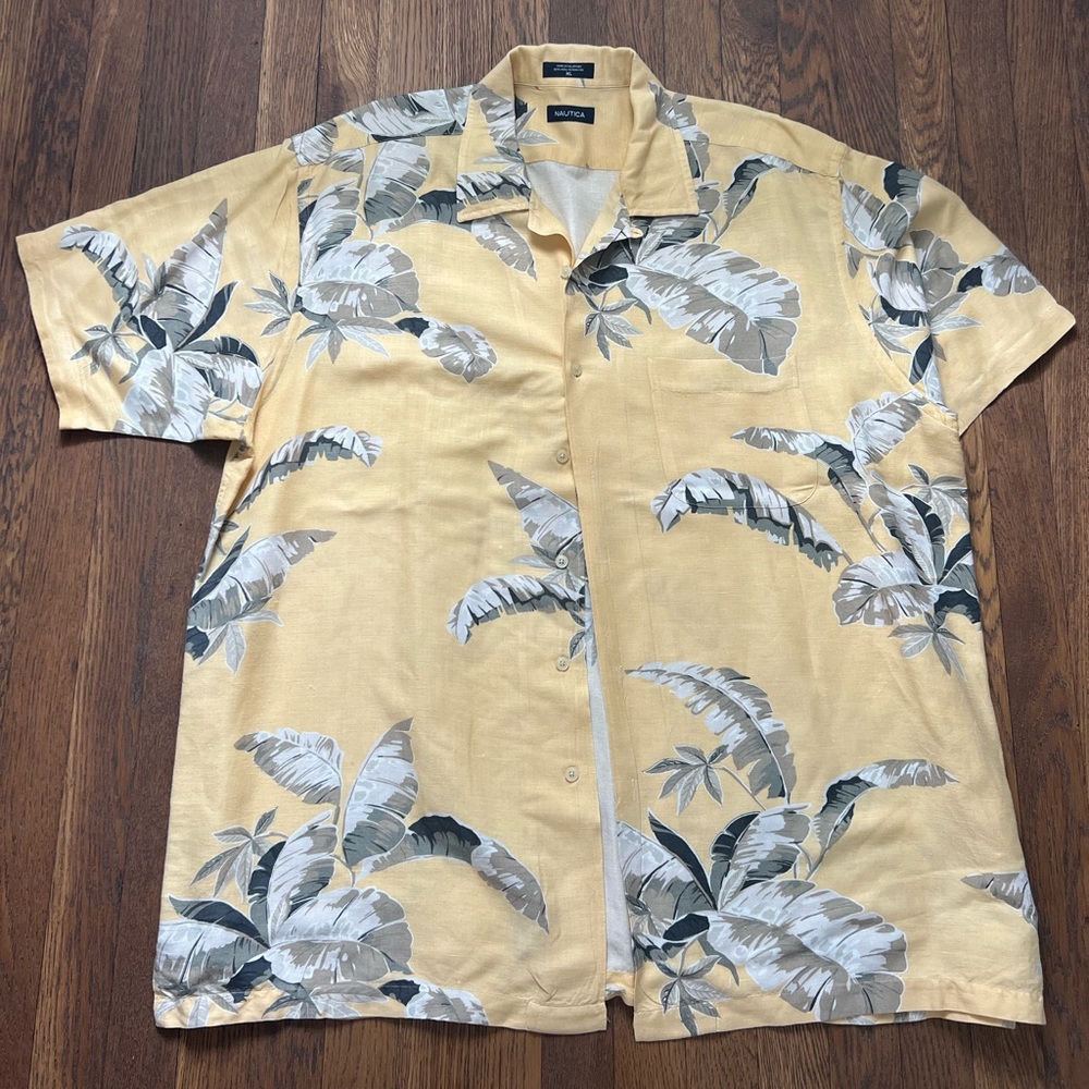 Men’s Nautical Island Button Down size XL